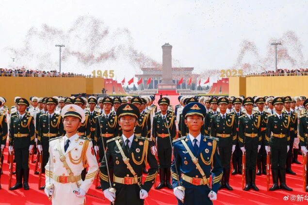 1763006411205417.jpg 42507925bb2547fa364ef57e863bac70.jpg